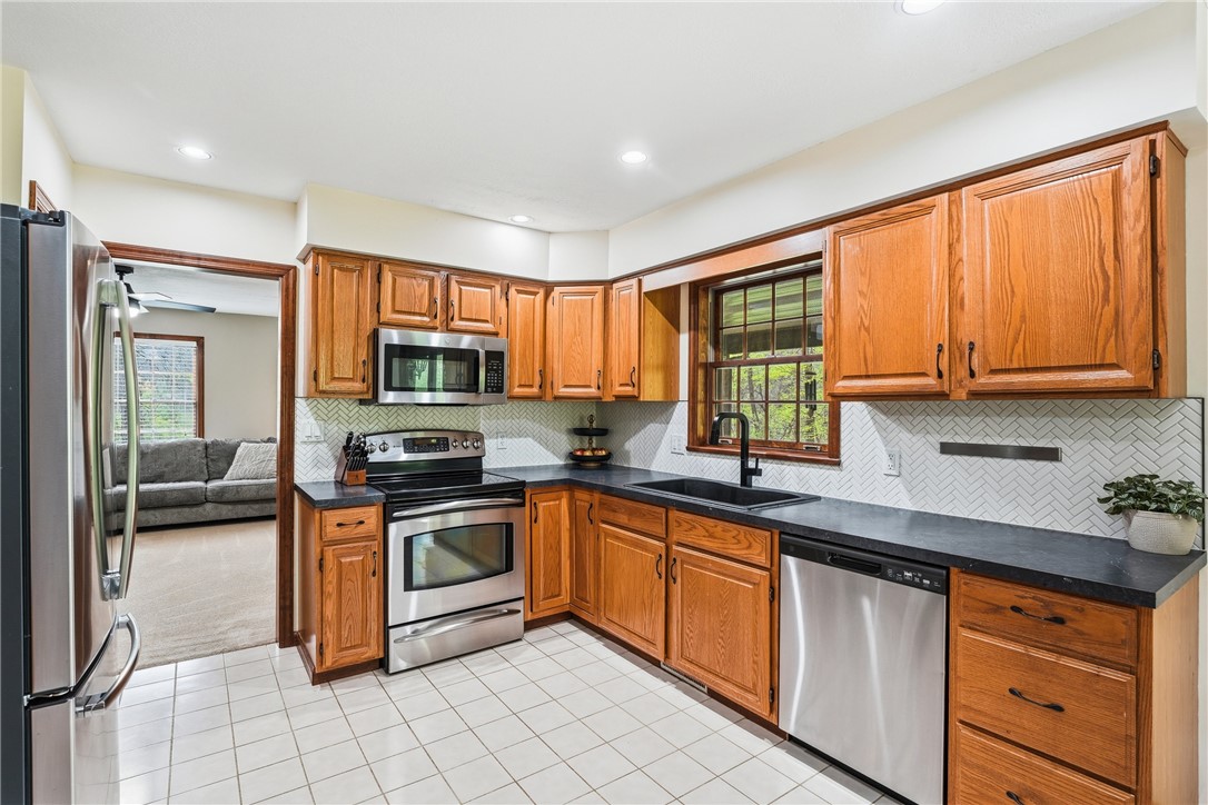 143 W Cruikshank Road