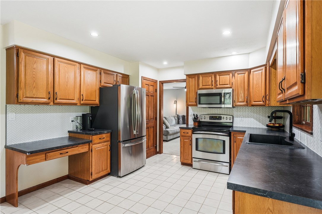 143 W Cruikshank Road
