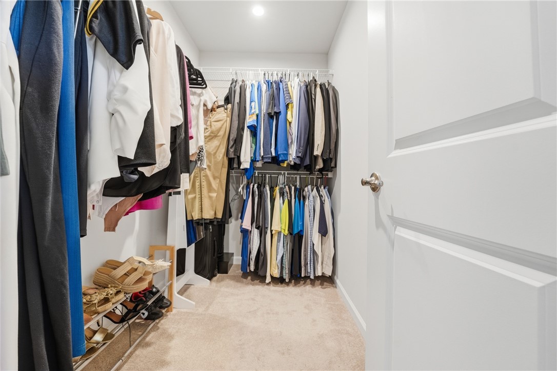 1001 Blackhawk Drive