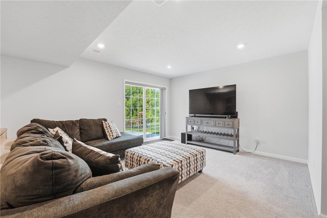 1001 Blackhawk Drive