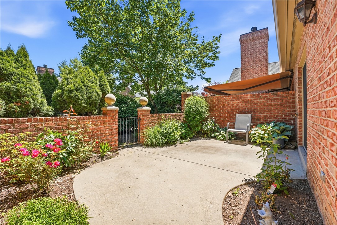 702 Appleridge Court