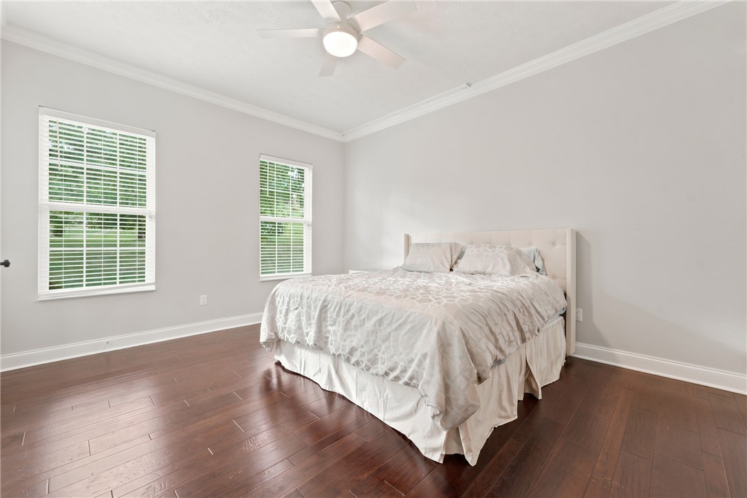 105 Hidden Oak Drive
