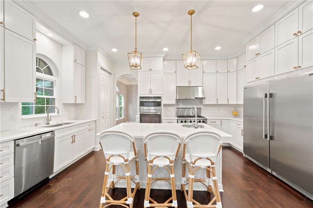 105 Hidden Oak Drive