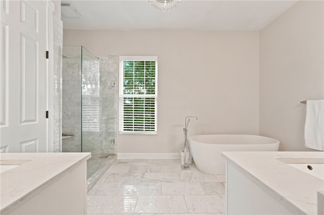 105 Hidden Oak Drive