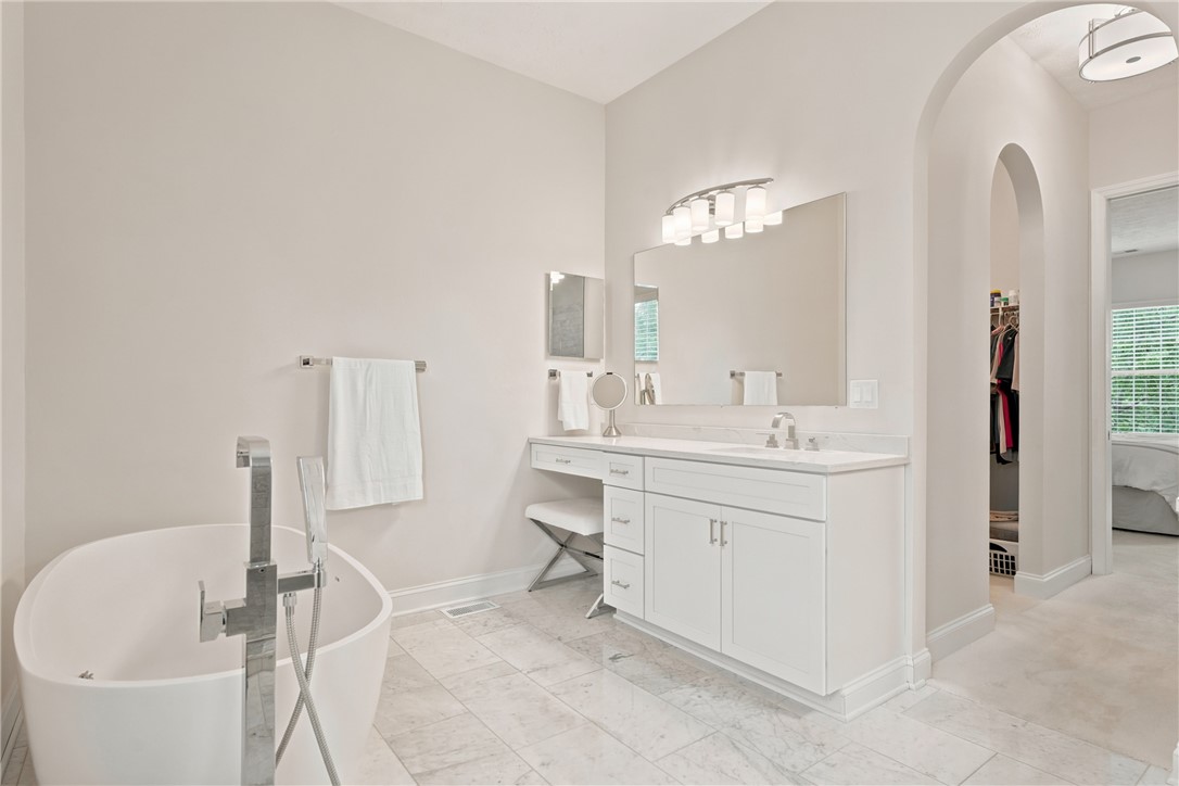 105 Hidden Oak Drive