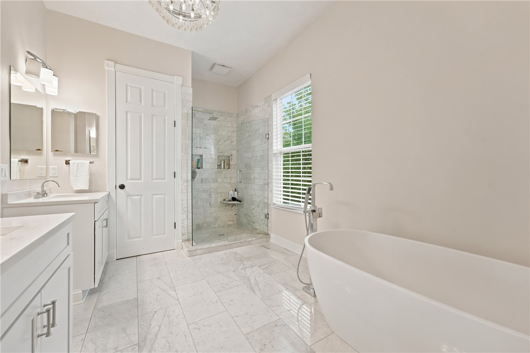 105 Hidden Oak Drive