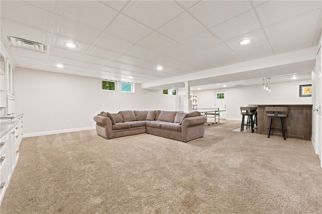105 Hidden Oak Drive