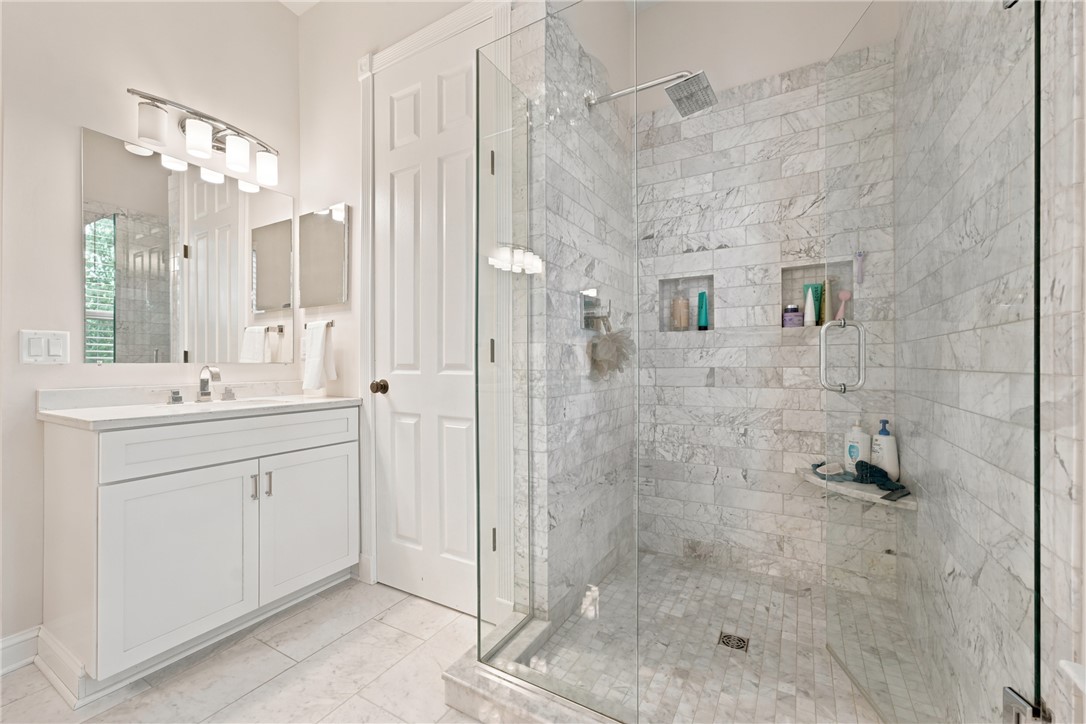 105 Hidden Oak Drive