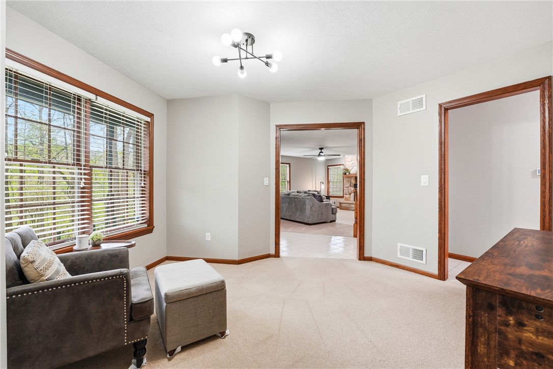 143 W Cruikshank Road