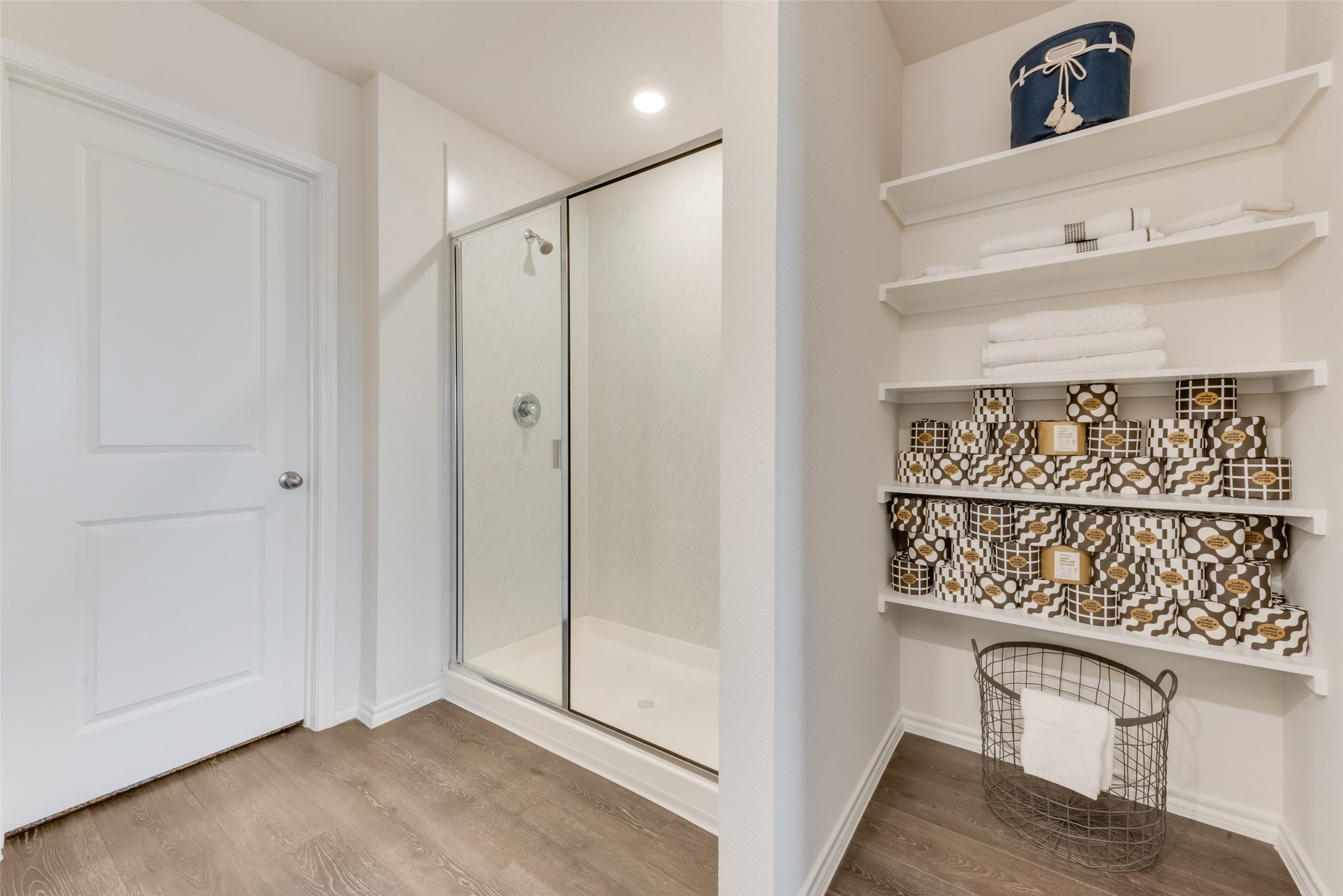 1207 Willowbend Way