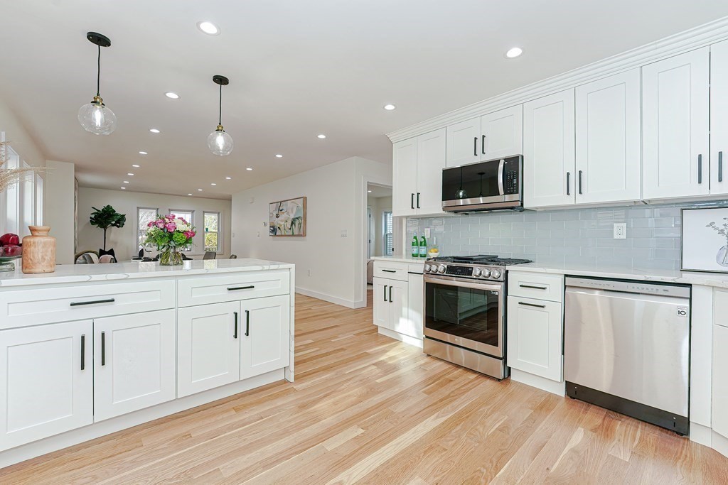 19 Magoun St # 1