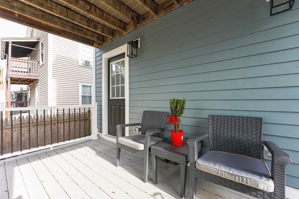 19 Magoun St # 1