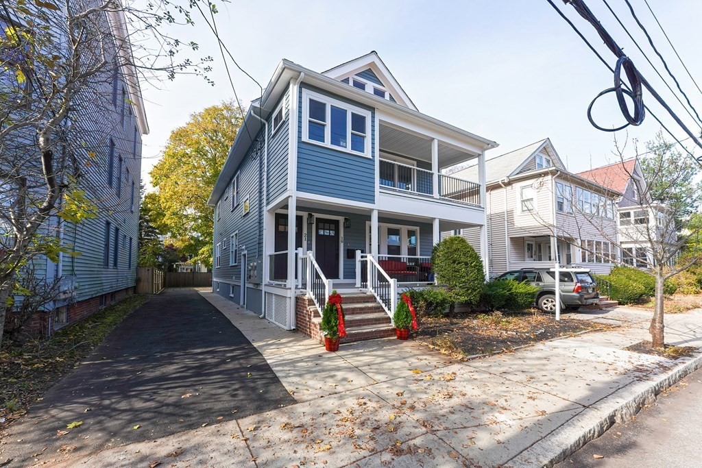 19 Magoun St # 1