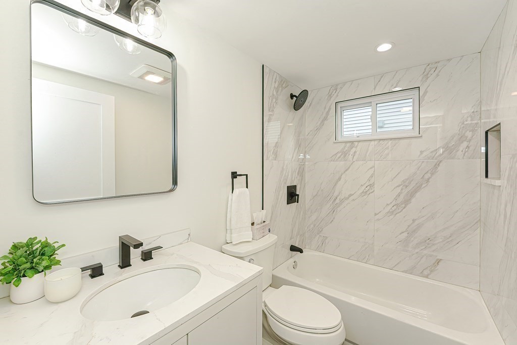 19 Magoun St # 1