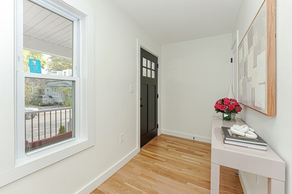 19 Magoun St # 1