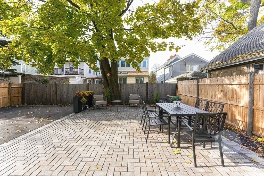 19 Magoun St # 1