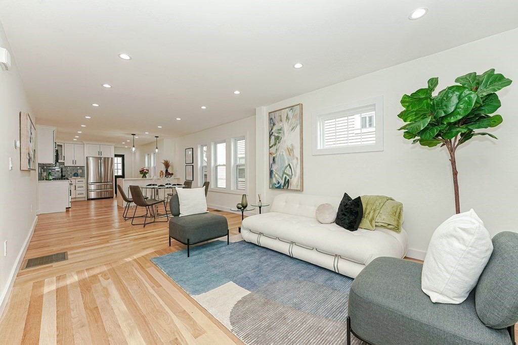 19 Magoun St # 1