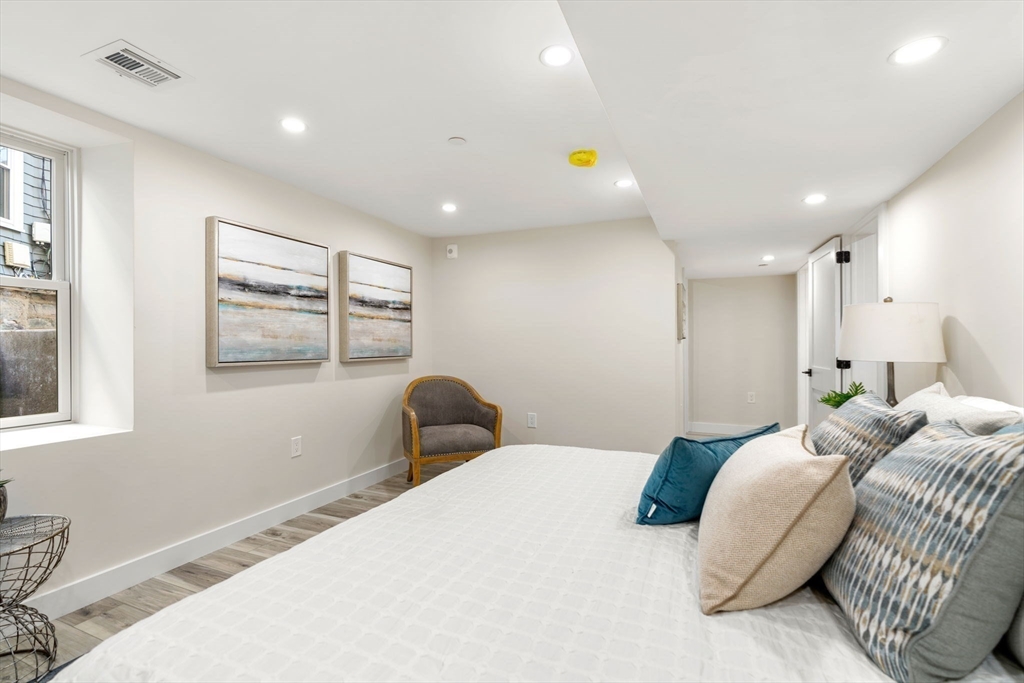 10 Marion Rd # 1