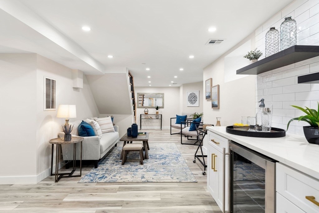 10 Marion Rd # 1