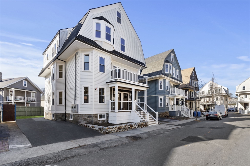 12 Marion Rd # 3