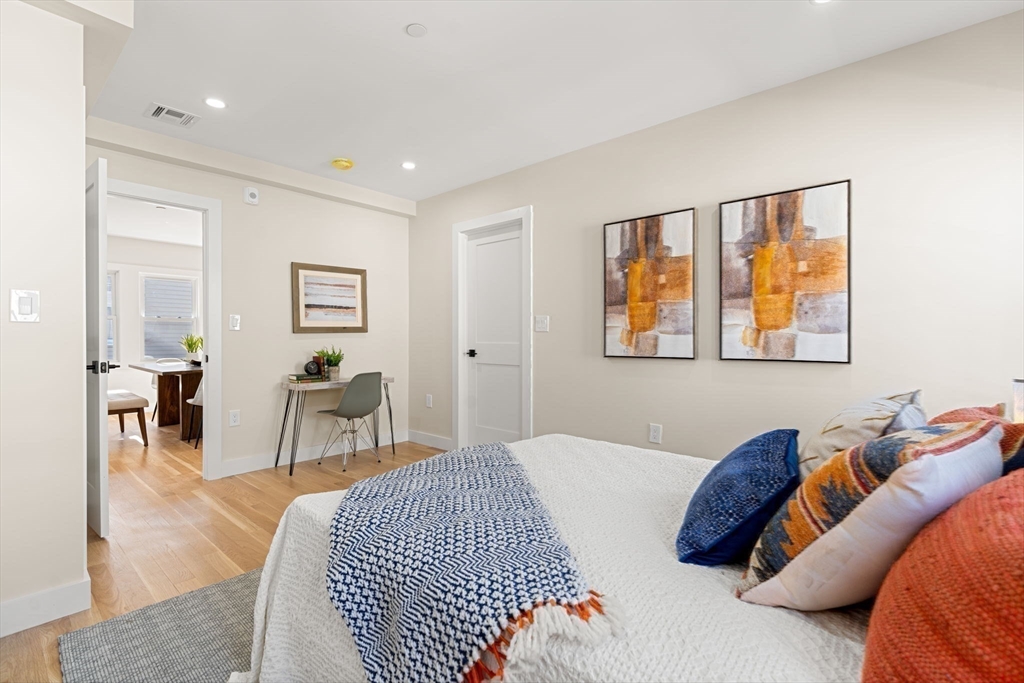 12 Marion Rd # 3