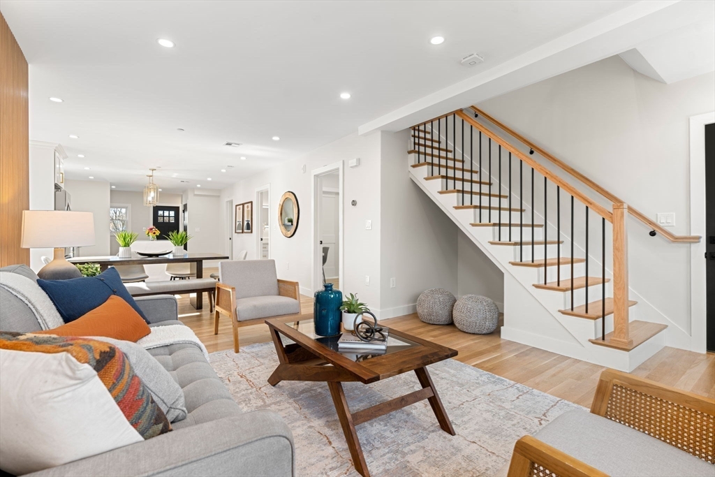12 Marion Rd # 3