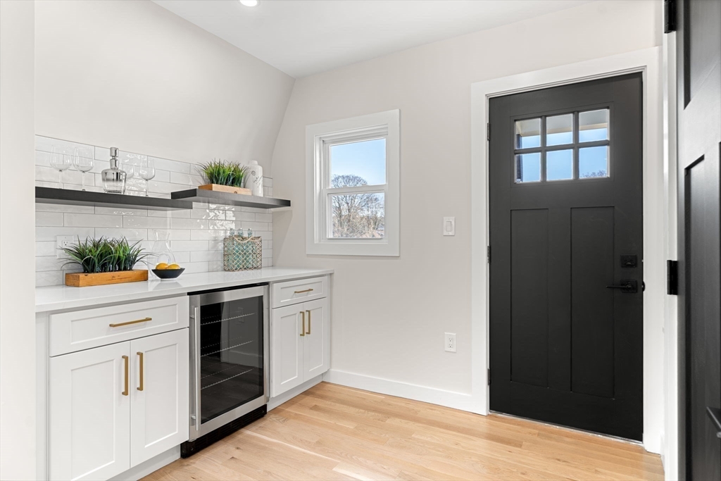 12 Marion Rd # 3