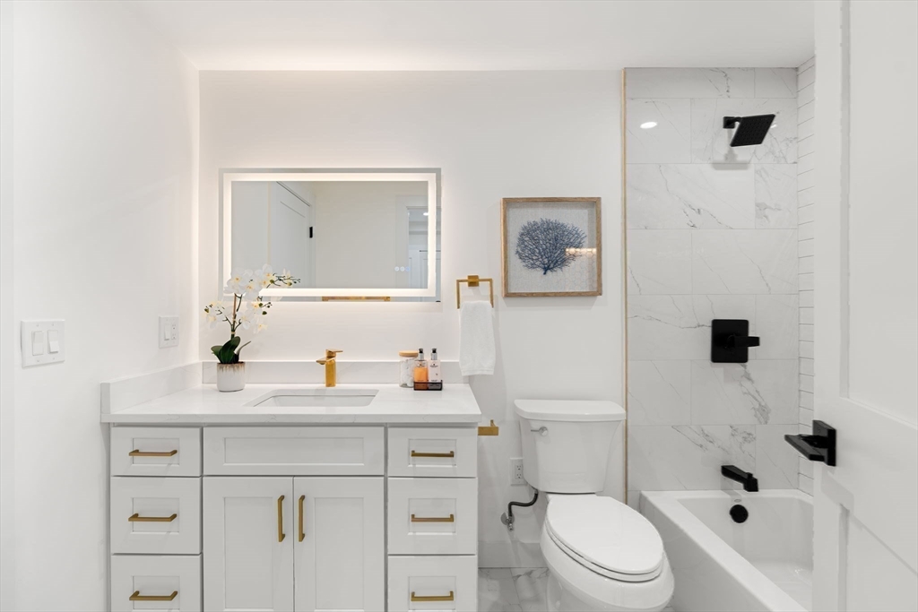 12 Marion Rd # 3