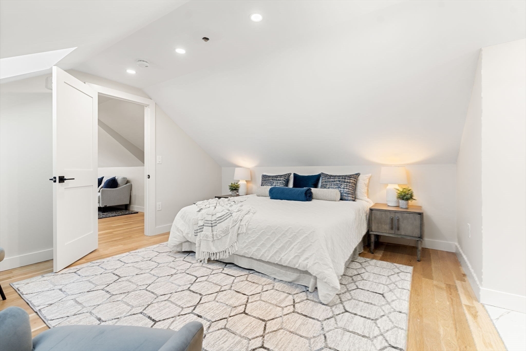 12 Marion Rd # 3