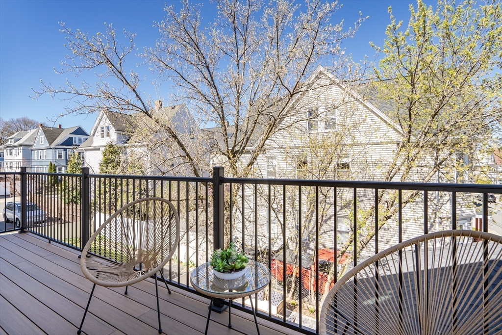 63 Etna St # 1