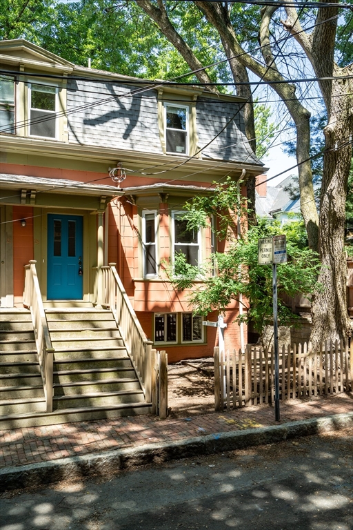 23 Sacramento Pl # 2