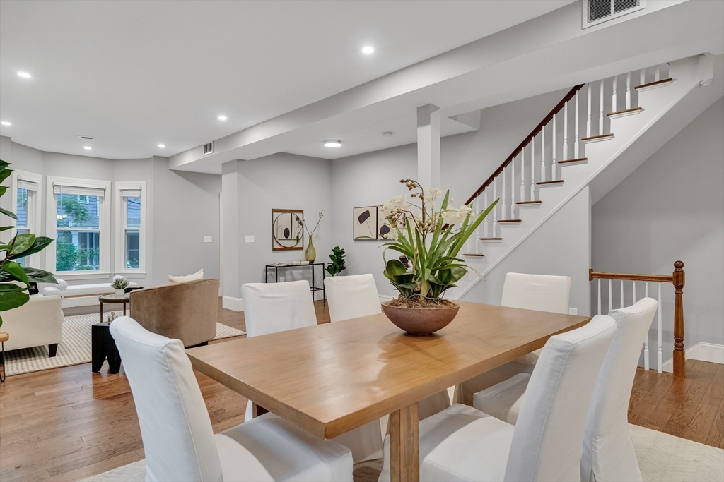 23 Sacramento Pl # 2