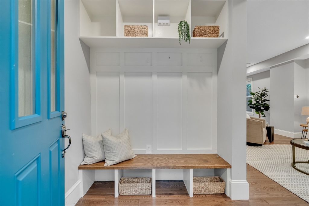 23 Sacramento Pl # 2