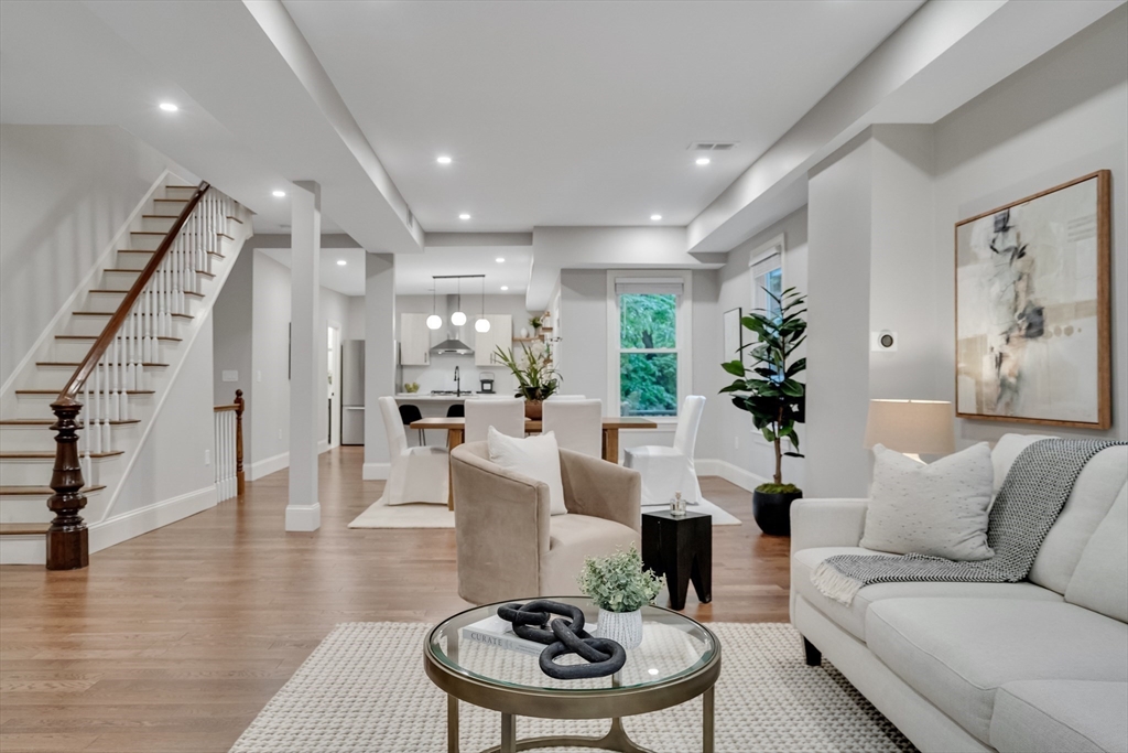 23 Sacramento Pl # 2
