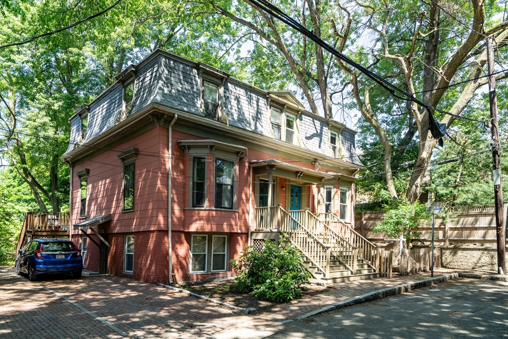 23 Sacramento Pl # 2