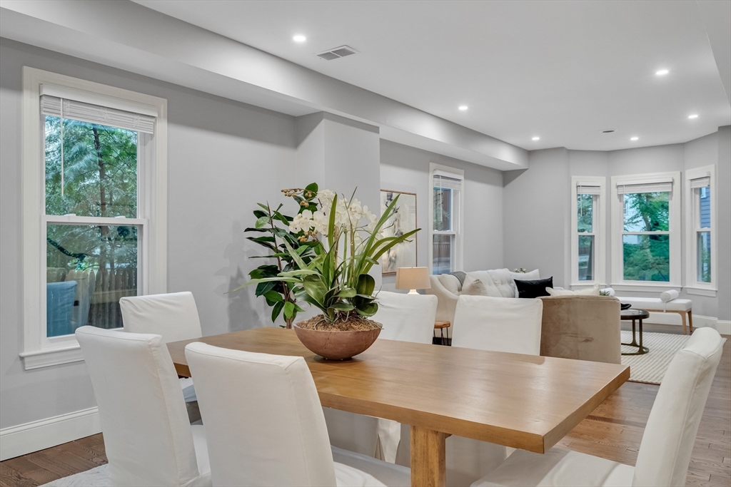 23 Sacramento Pl # 2