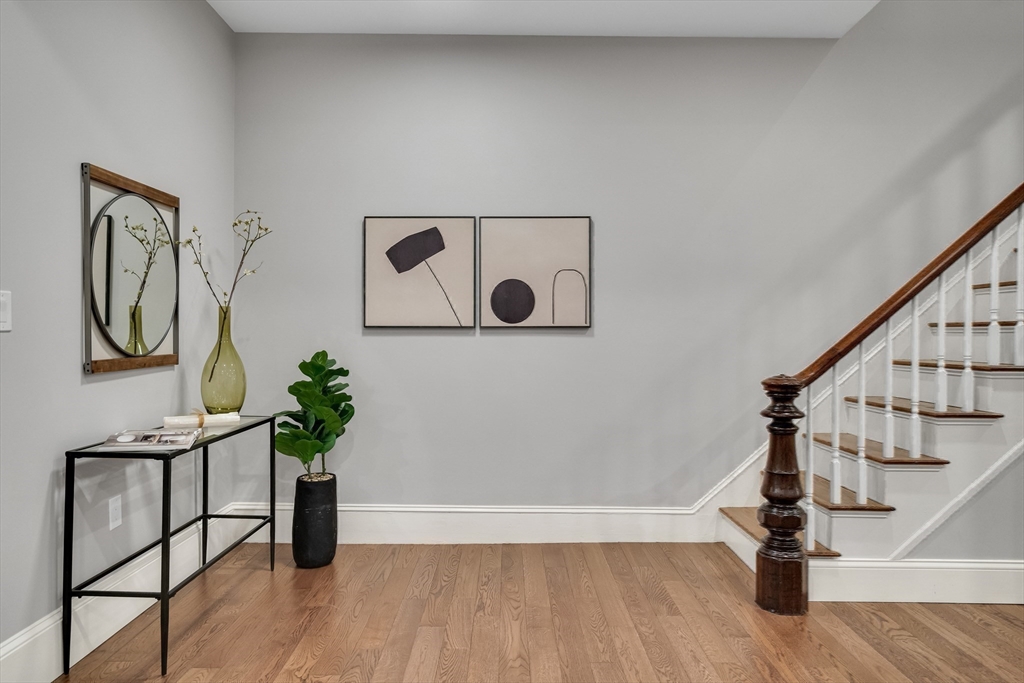 23 Sacramento Pl # 2