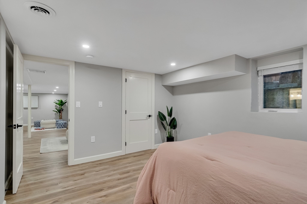 23 Sacramento Pl # 2