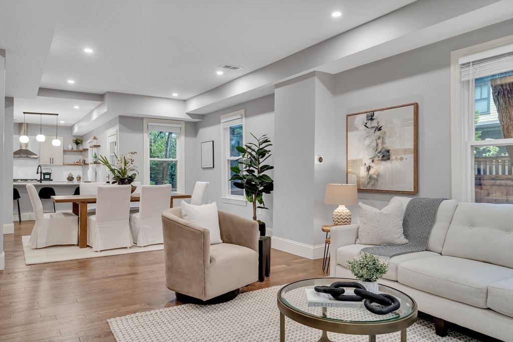 23 Sacramento Pl # 2