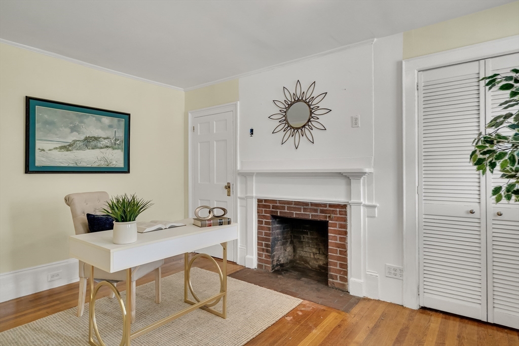 42 Bicknell St