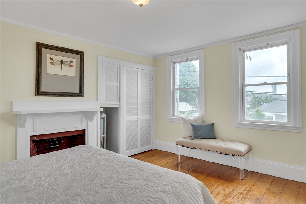 42 Bicknell St