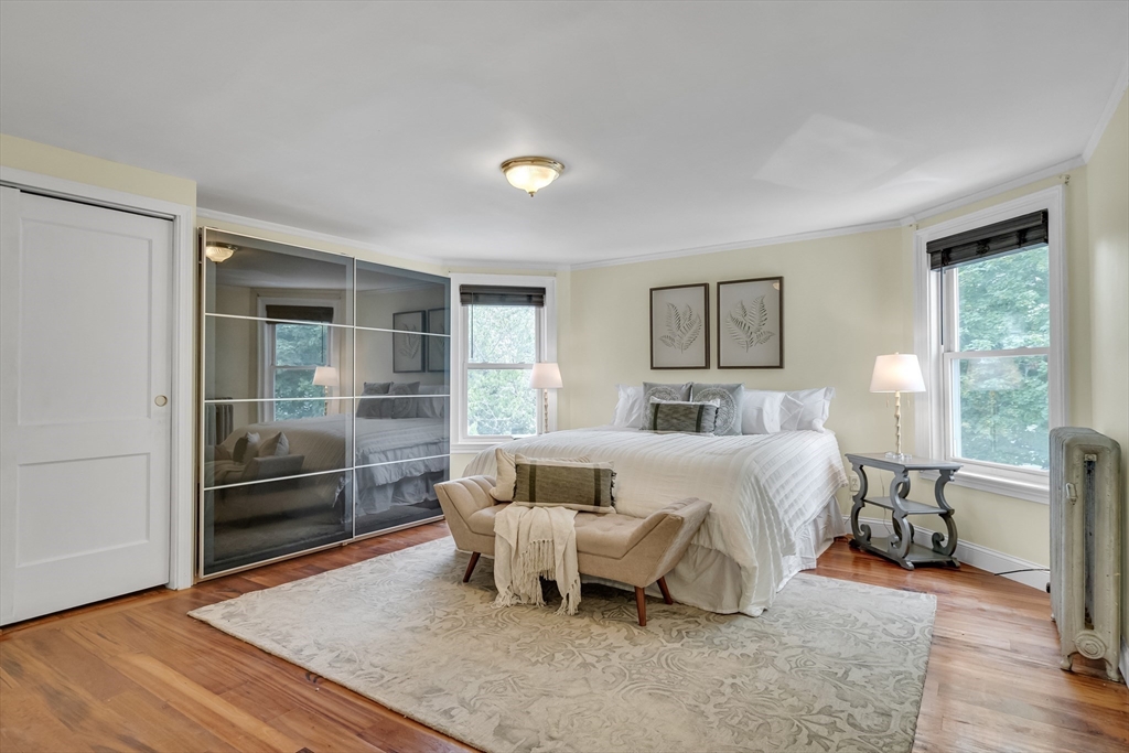 42 Bicknell St