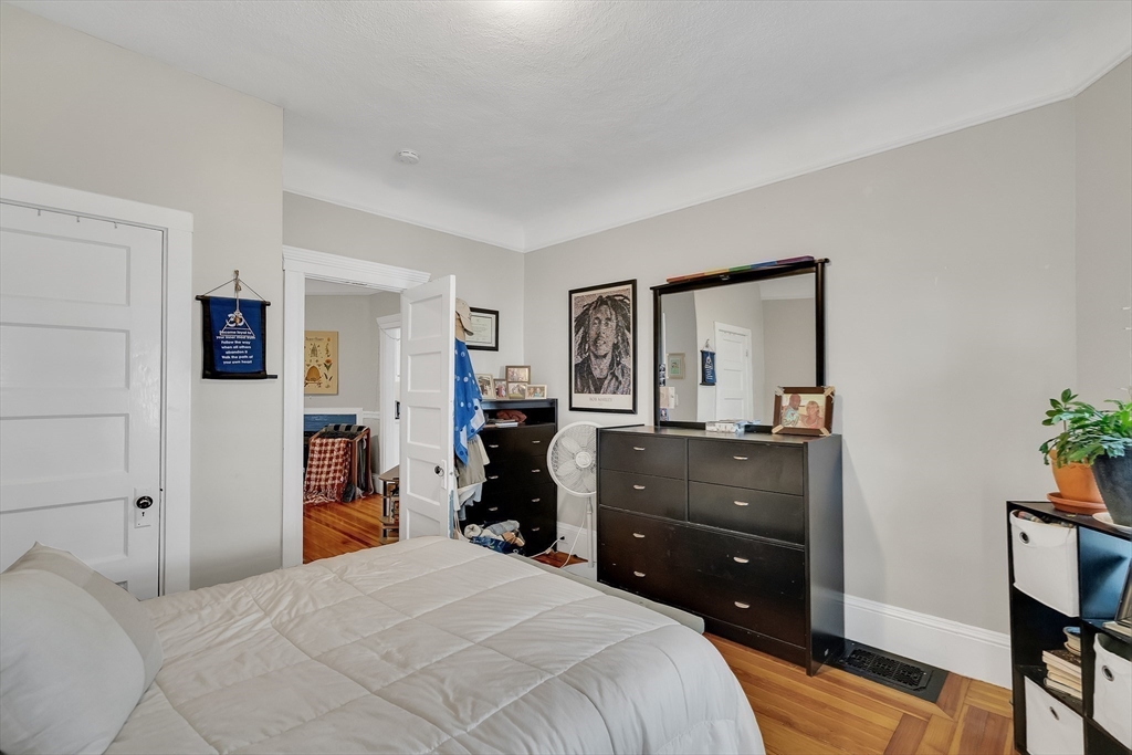 220 Summer St