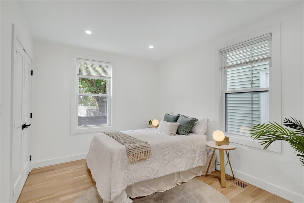 63 Oak St # 1