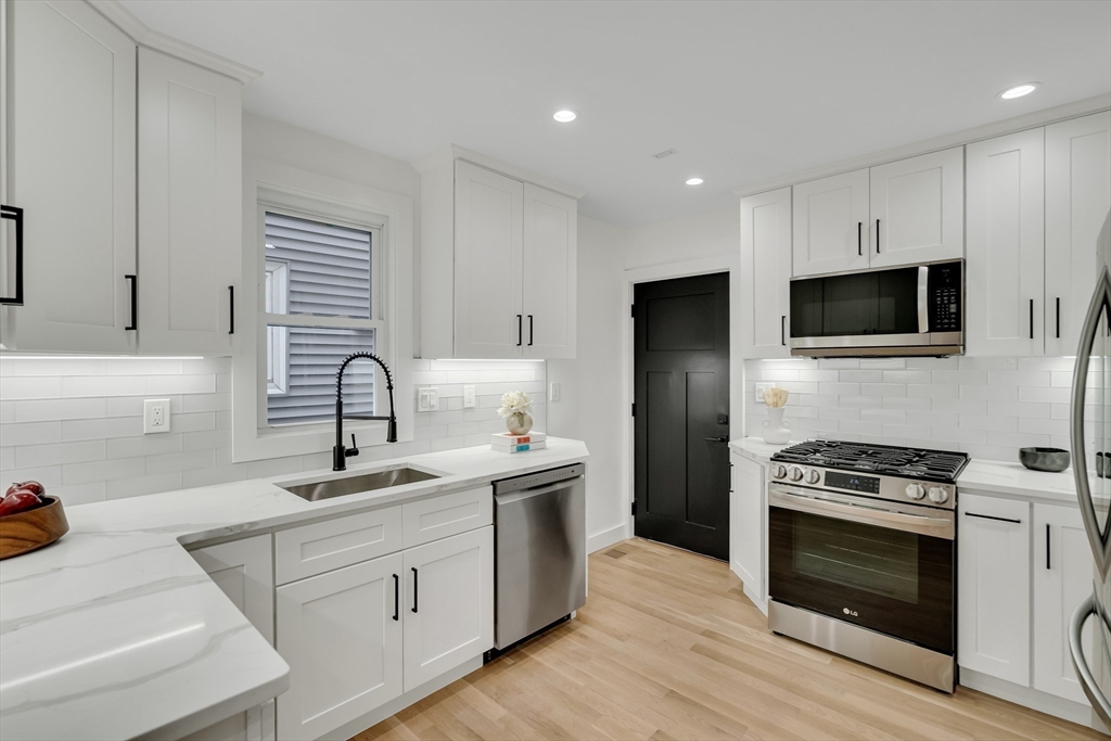 63 Oak St # 1