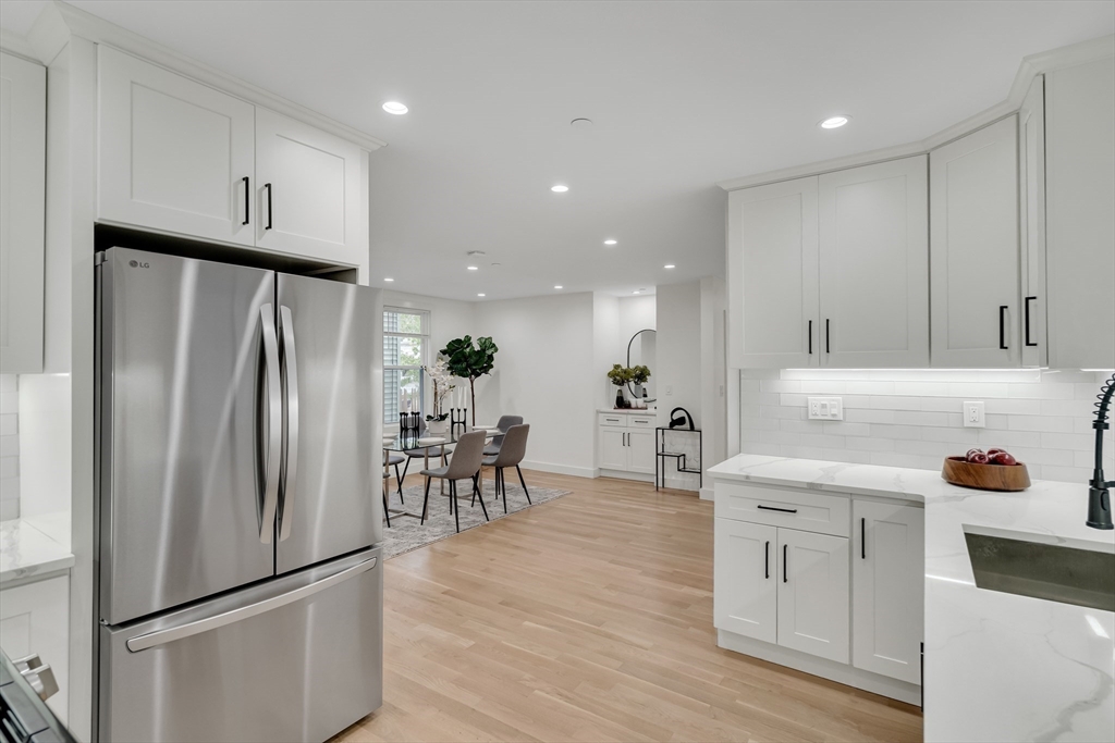 63 Oak St # 1