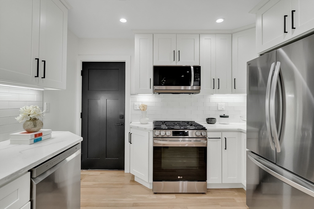 63 Oak St # 1
