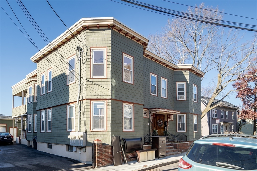 24 Oak St # 2