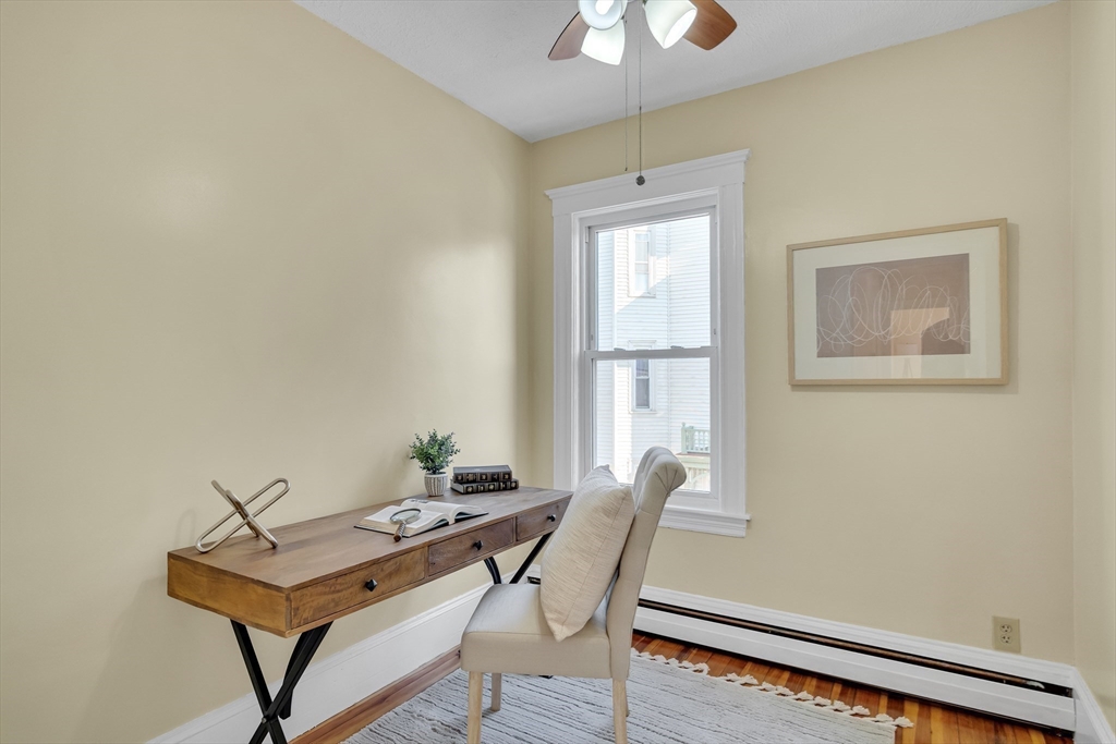 24 Oak St # 2