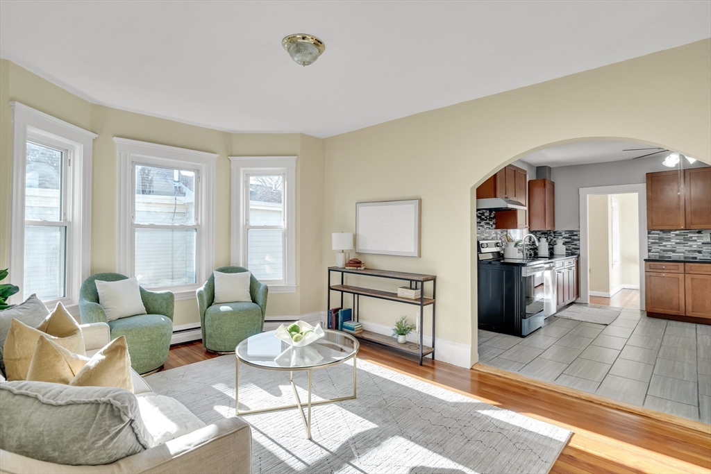 24 Oak St # 2